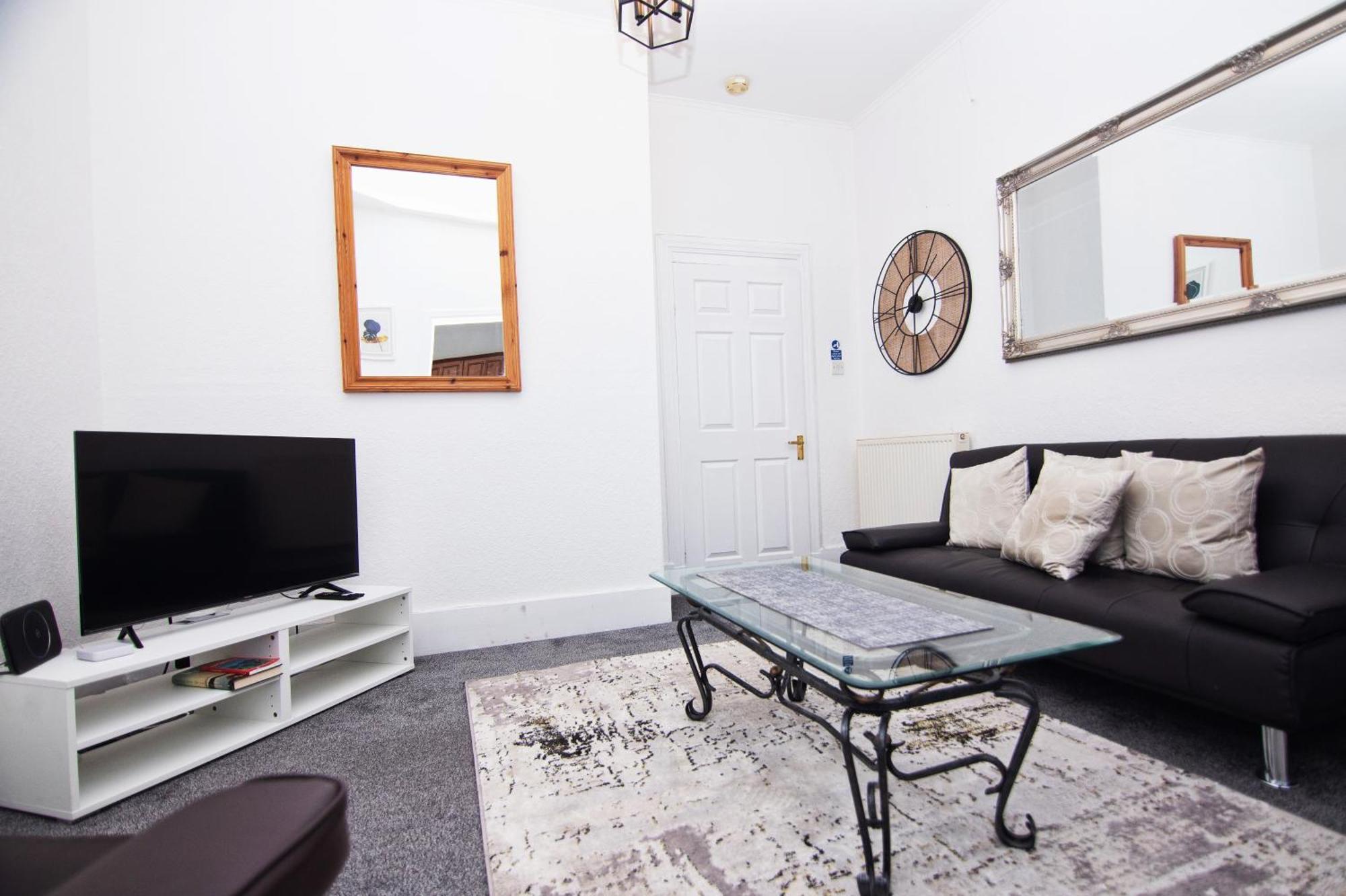 The Summit West End- Elegant Apartment With Free Parking In Prime Location 애버딘 외부 사진